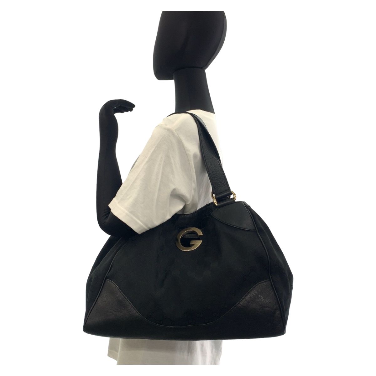 美品 GUCCI グッチ ブラック シルバー金具 GGキャンバス/レザー