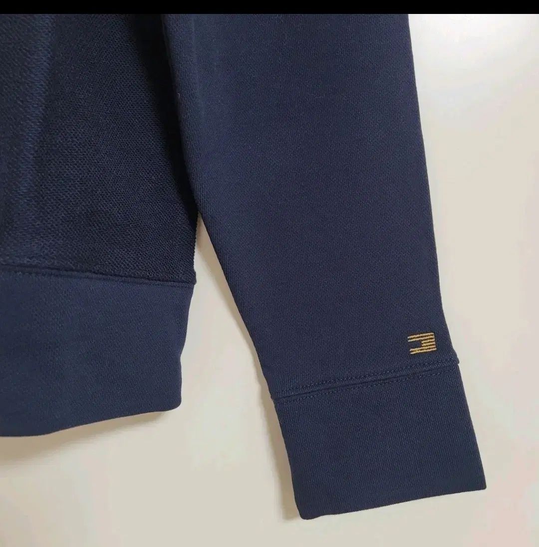 Tommy Hilfiger トミーヒルフィガー アイコンライン スウェットシャツ 女性用 44 66