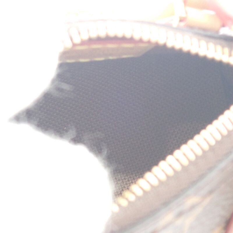 VUITTON