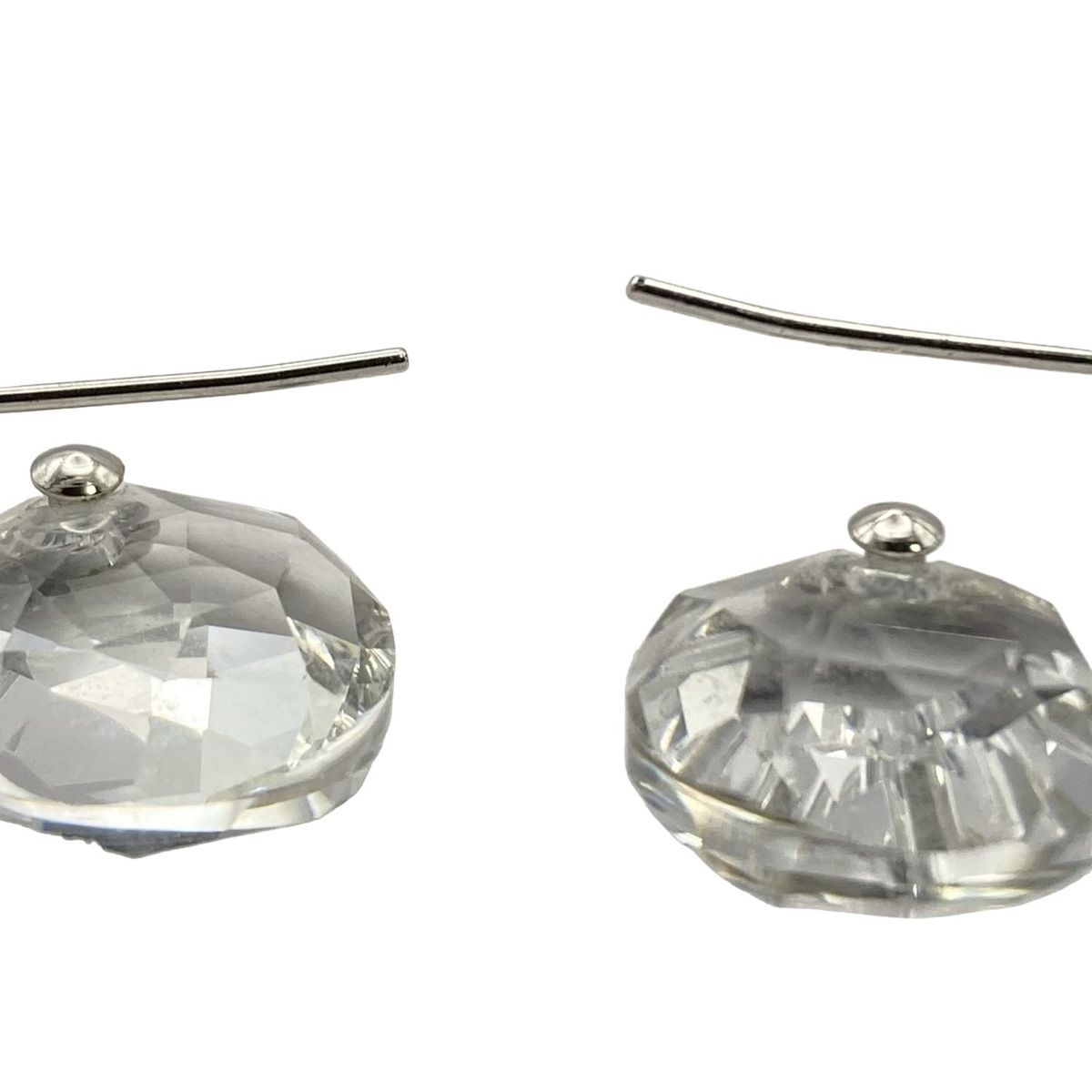 SWAROVSKI(スワロフスキー) ピアス美品 - クリア - メルカリ