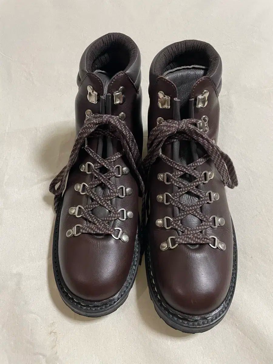 mountain Boots