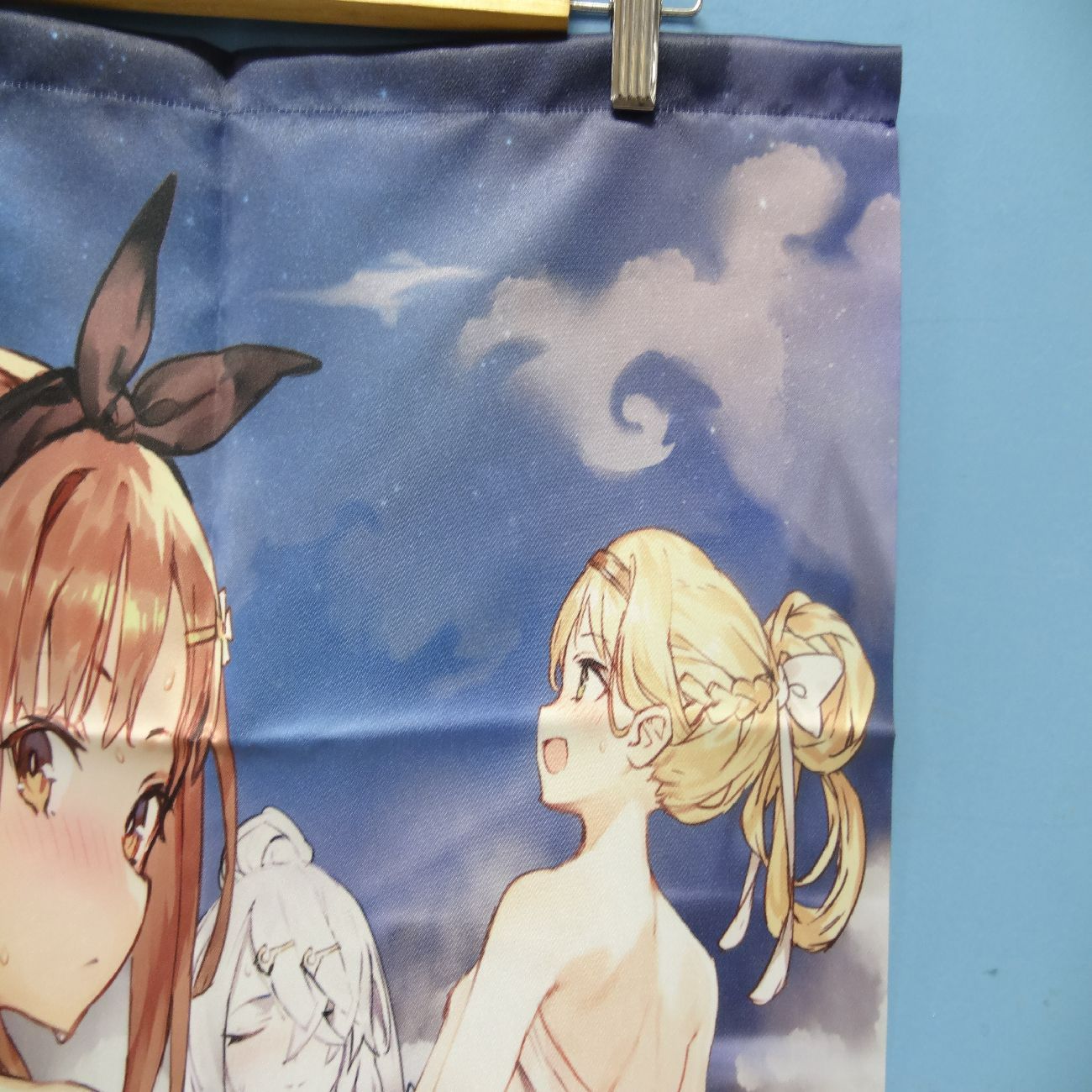 ライザのアトリエ2 復刻B2タペストリー 海辺の記念写真 Amazon.co.jp: C102 ライザのアトリエ2 復刻B2タペストリー