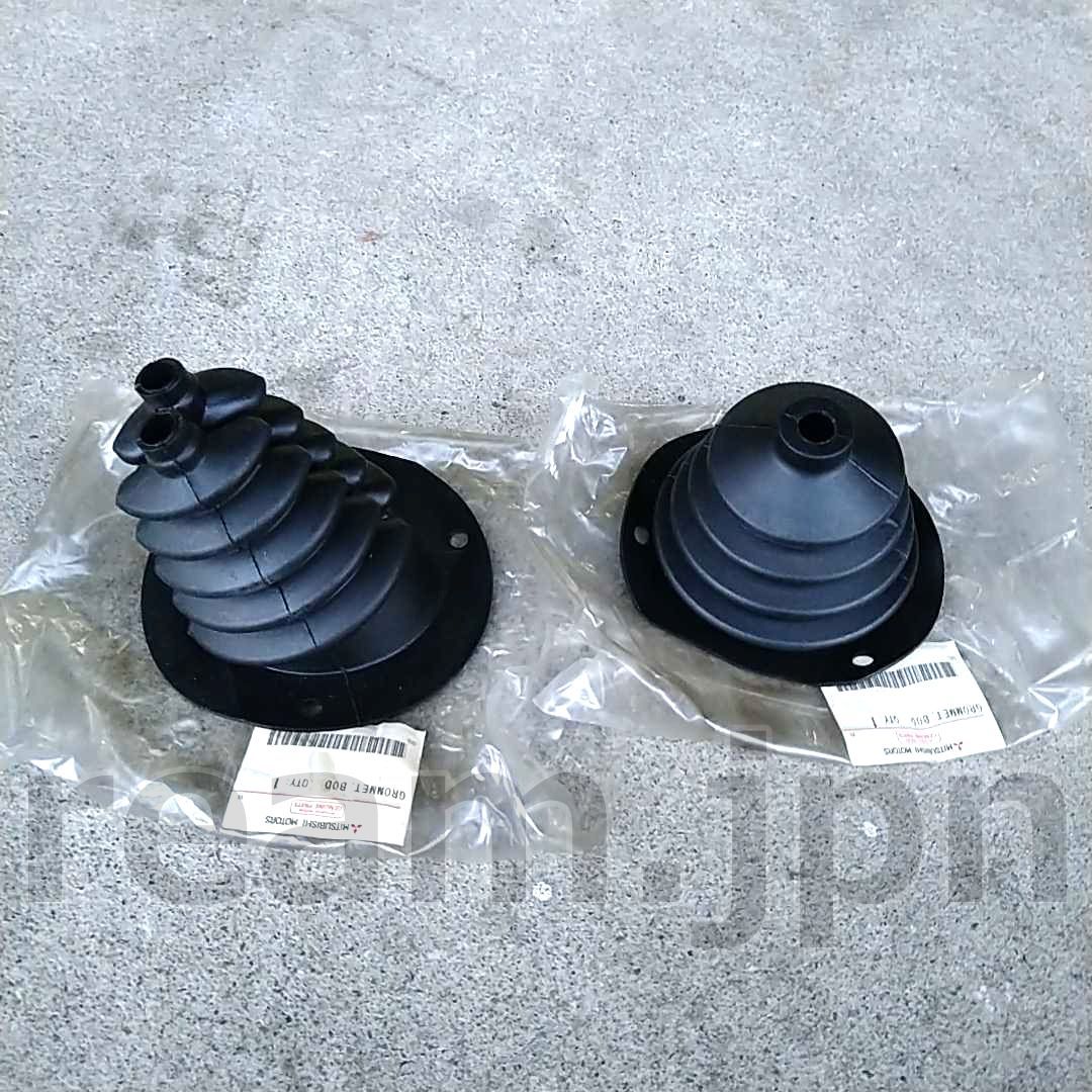 新品未使用 三菱純正 ジープ J53 J55 シフトブーツ レバーブーツ