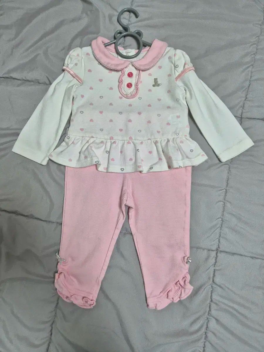 ベビー服 上下セット セットアップ 80 (ランドリーのみ)