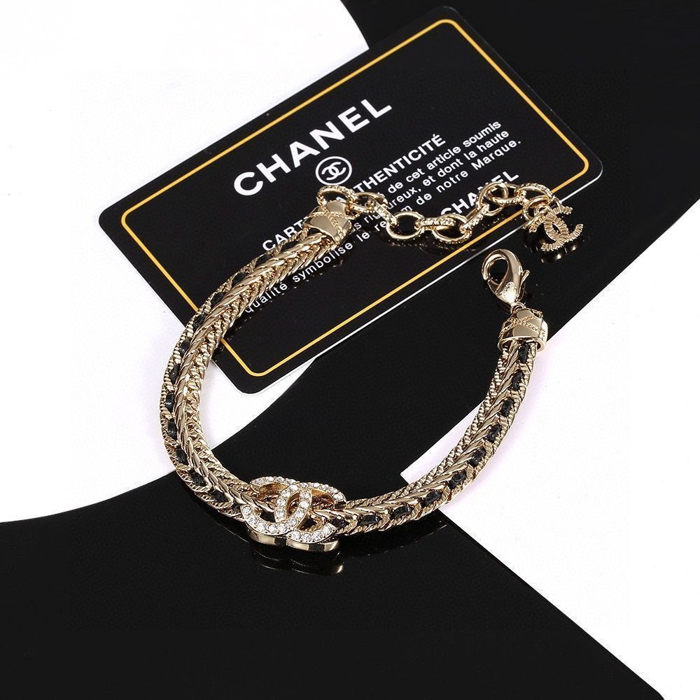 【新品未使用】シャネル（Chanel）CCロゴ ツイストチェーン ブレスレット