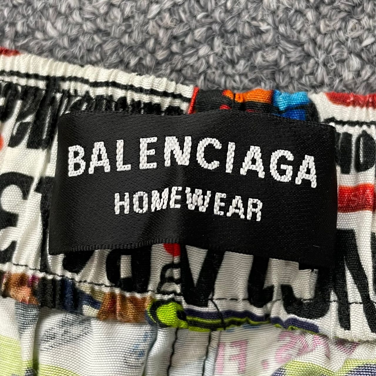 国内正規 BALENCIAGA 22SS グラフィック アロハ ショーツ ハーフパンツ