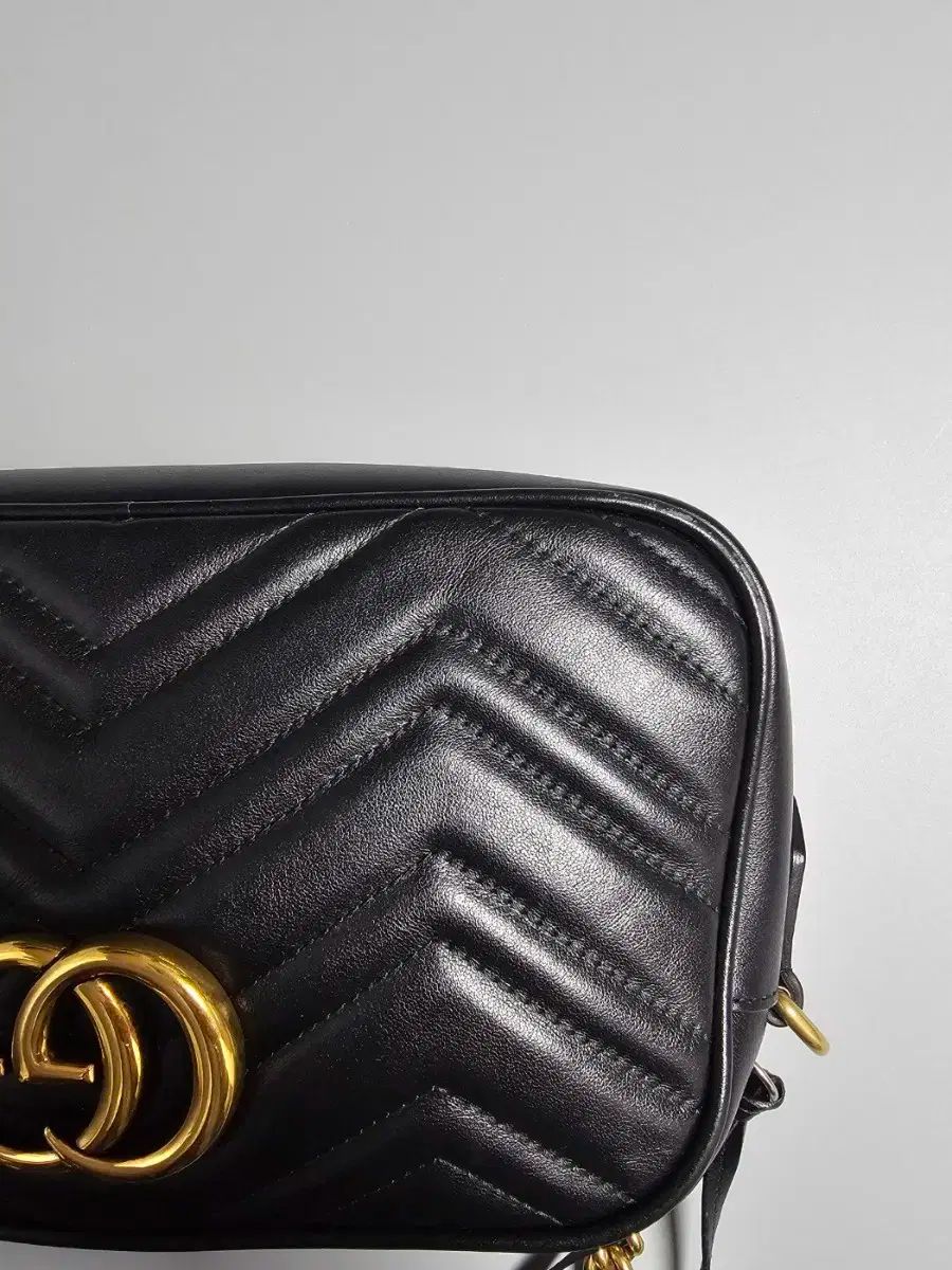 GUCCI グッチ