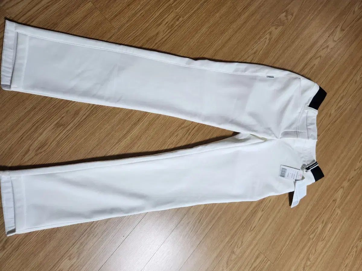 マスターバニーエディション 白 レディース ズボン