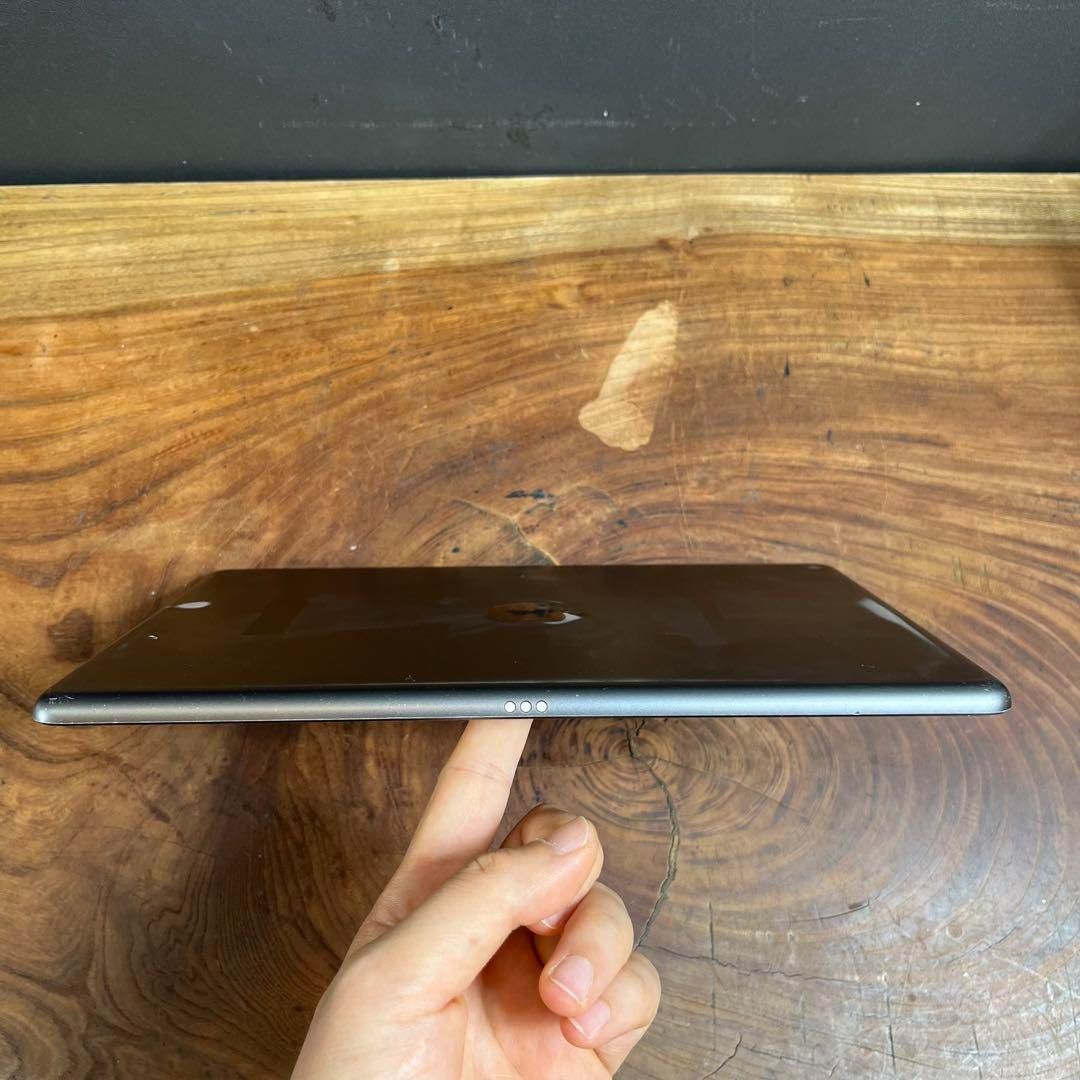 ［良品/訳あり］Apple iPad 第7世代/32GB/スペースグレー⑤ Amazon.co.jp: 【整備済み品】 Apple iPad (第7世代) Wi-Fi