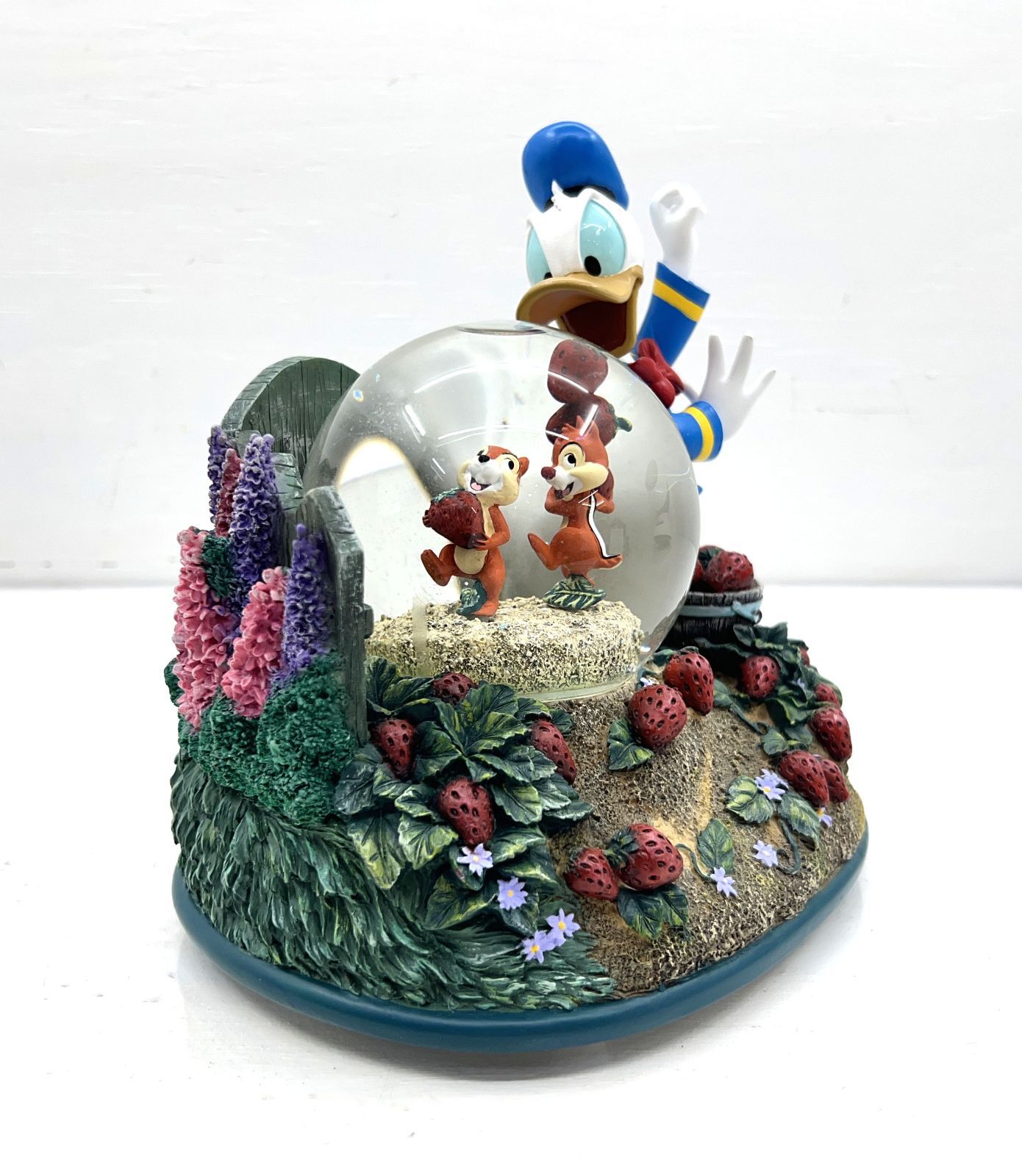 盛岡30-0060 ドナルド ダック with チップ＆デール オルゴール スノードーム US ディズニー 80 NEXPOTALLINN_EU