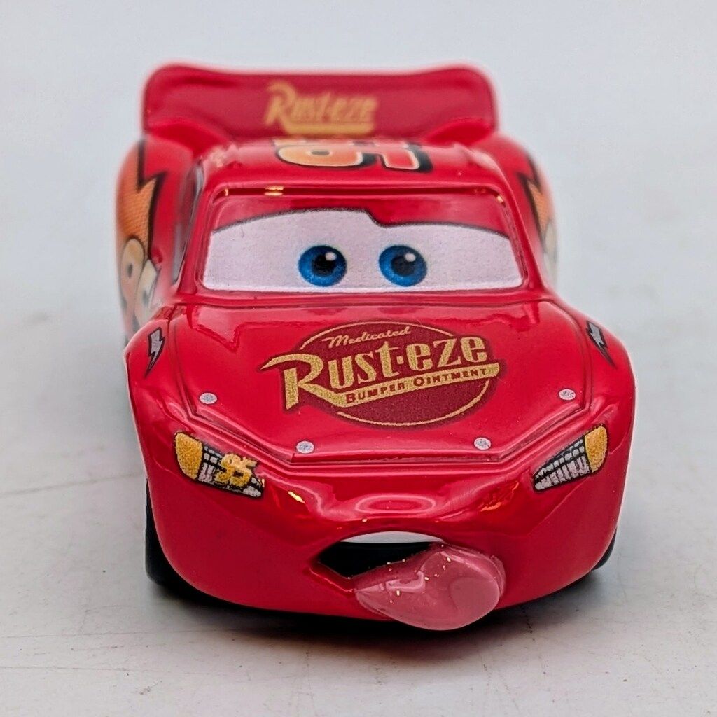 タカラトミー カーズトミカ ライトニング・マックィーン