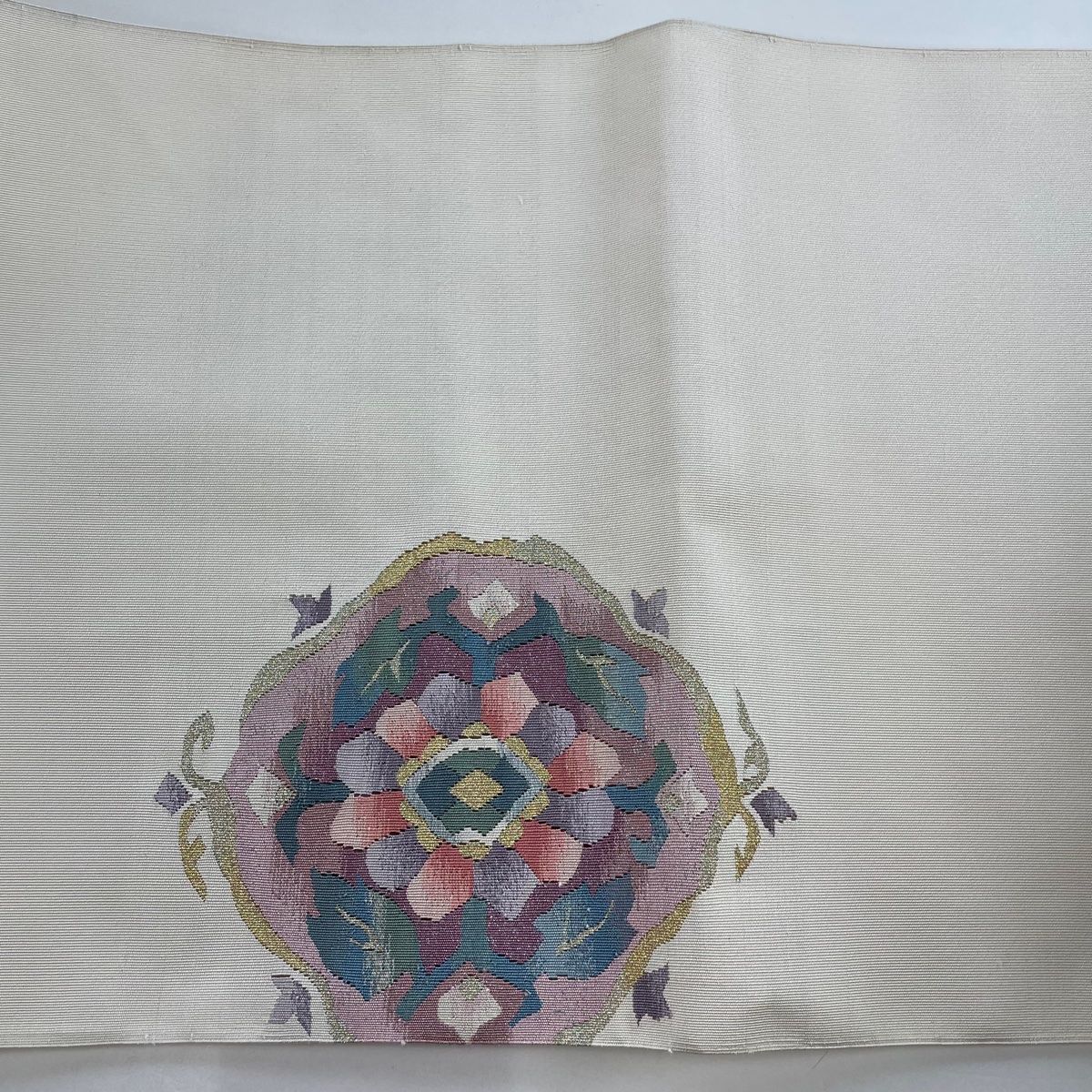 名古屋帯 秀品 草花 螺鈿 金彩 サーモンピンク 正絹 【中古