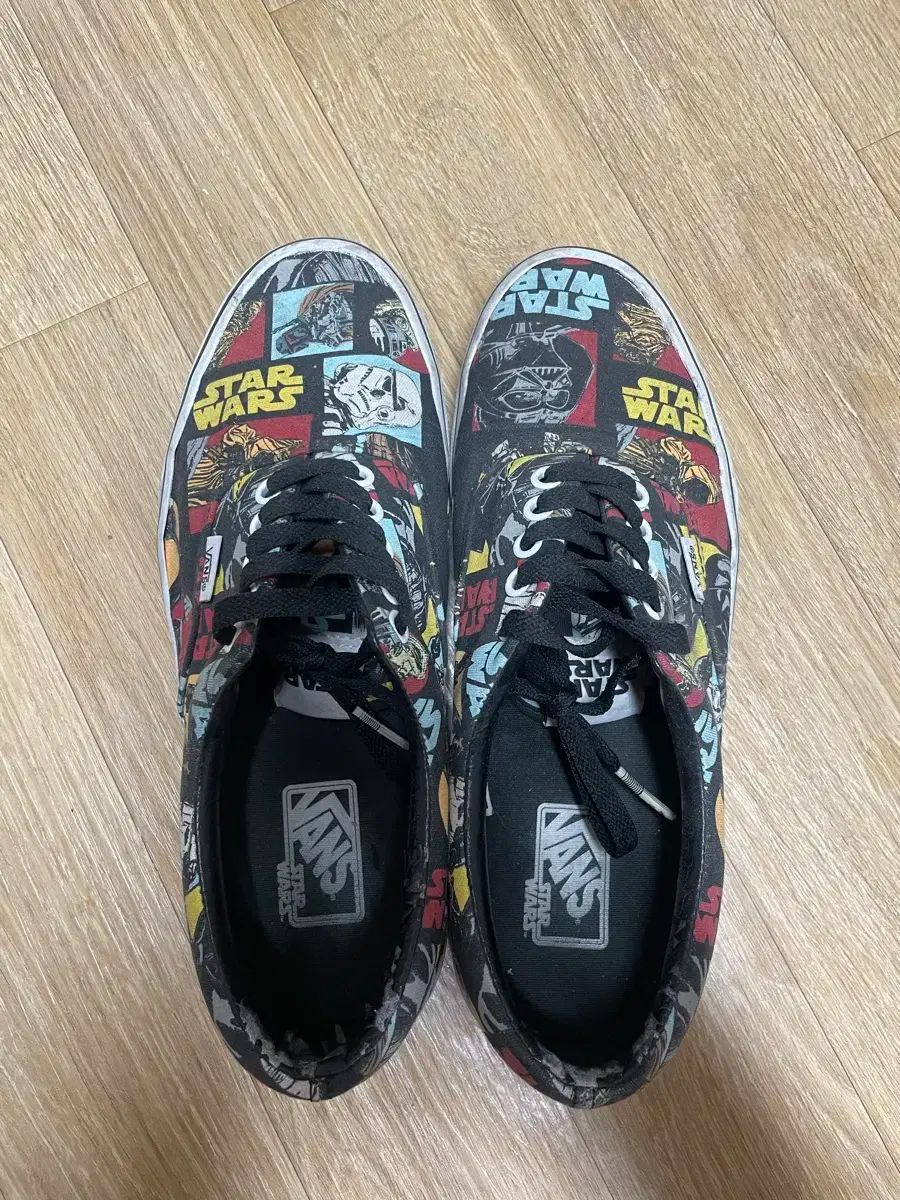 【雷市場（ポンジャン）商品韓国直送】 限定モデル VANS(バンズ) スター・ウォーズ スニーカー オーセンティック 260