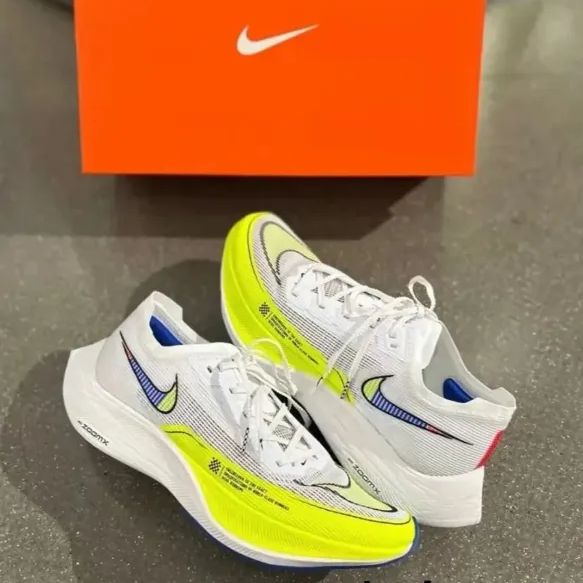 お値下げしました❣️即購入⭕️新品 未使用 NIKE ZOOMX VAPORFLY NEXT%2 ナイキ ズームX ヴェイパーフライ ネクスト% 2