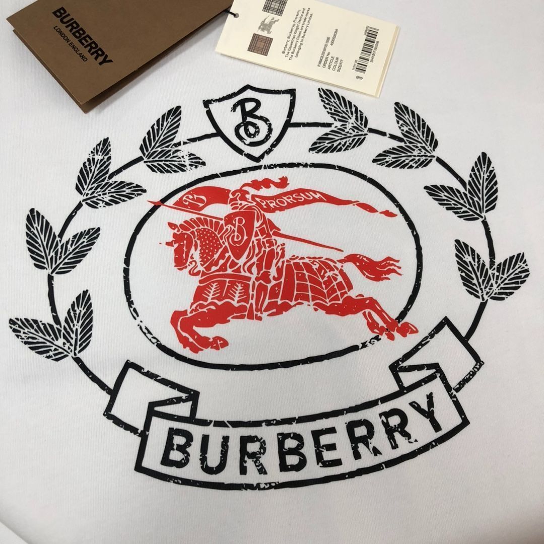 Burberry♡馬ロゴ刺繍 ホワイト♡シンプルTシャツ 今日特価】Burberry タグパッチ 戦馬刺繍ロゴ T シャツ-1 - メルカリ