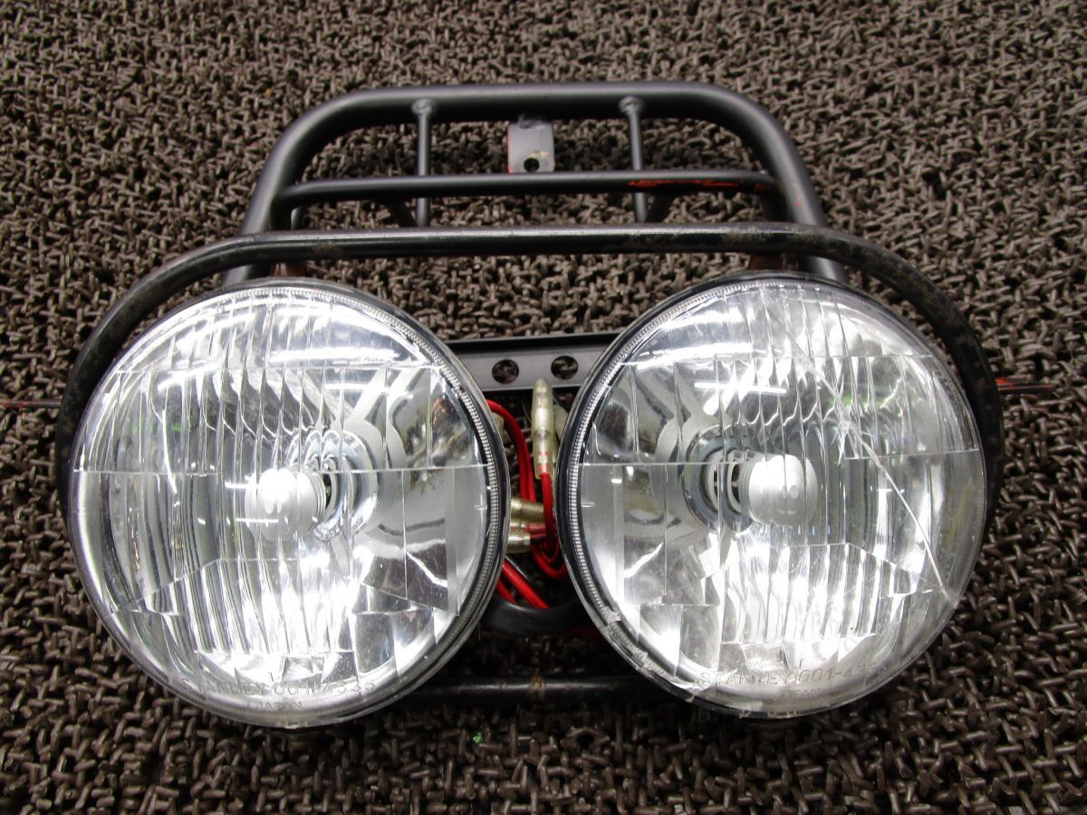 ズーマー ヘッドライト ステー ▲A1509 AF58 ホンダ AF55E ZOOMER キャブ車 動画有 12V