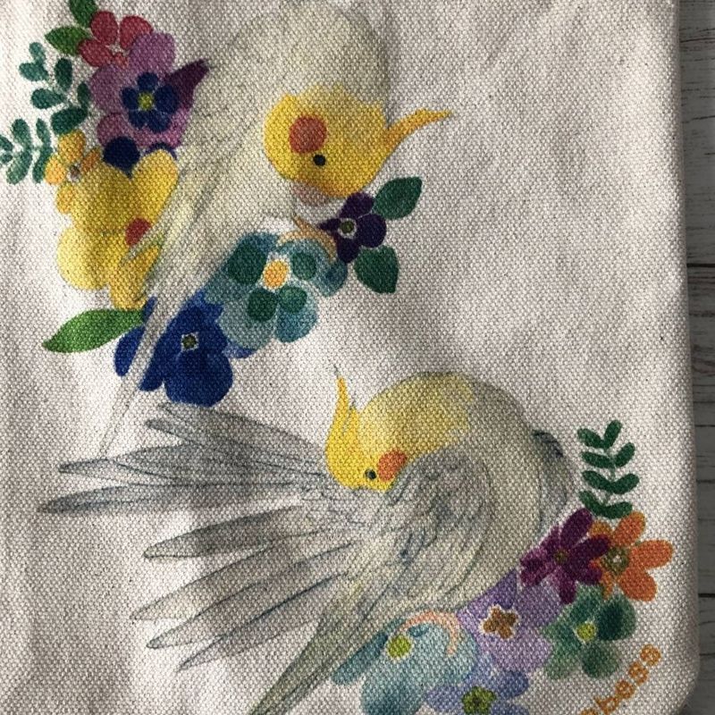 セーラー服を着た鳥(オカメインコ)の刺繍ショルダーバッグ