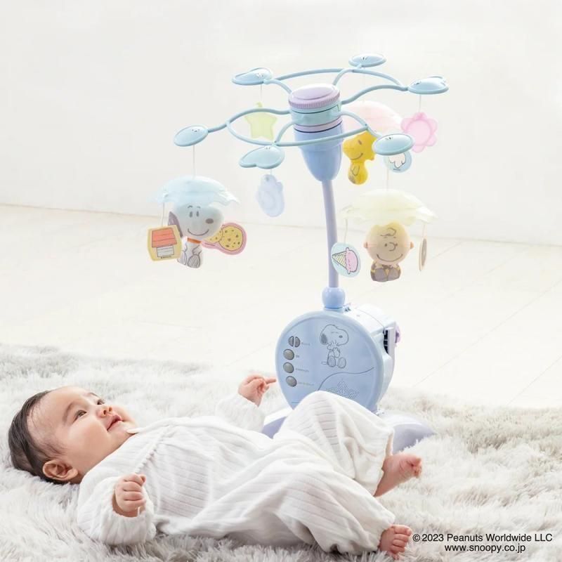 【新品・未開封】タカラトミー　やわらか　ガラガラメリープレミアム　スヌーピー タカラトミー 折りたたみベビーベッドにも対応♪ やわらか