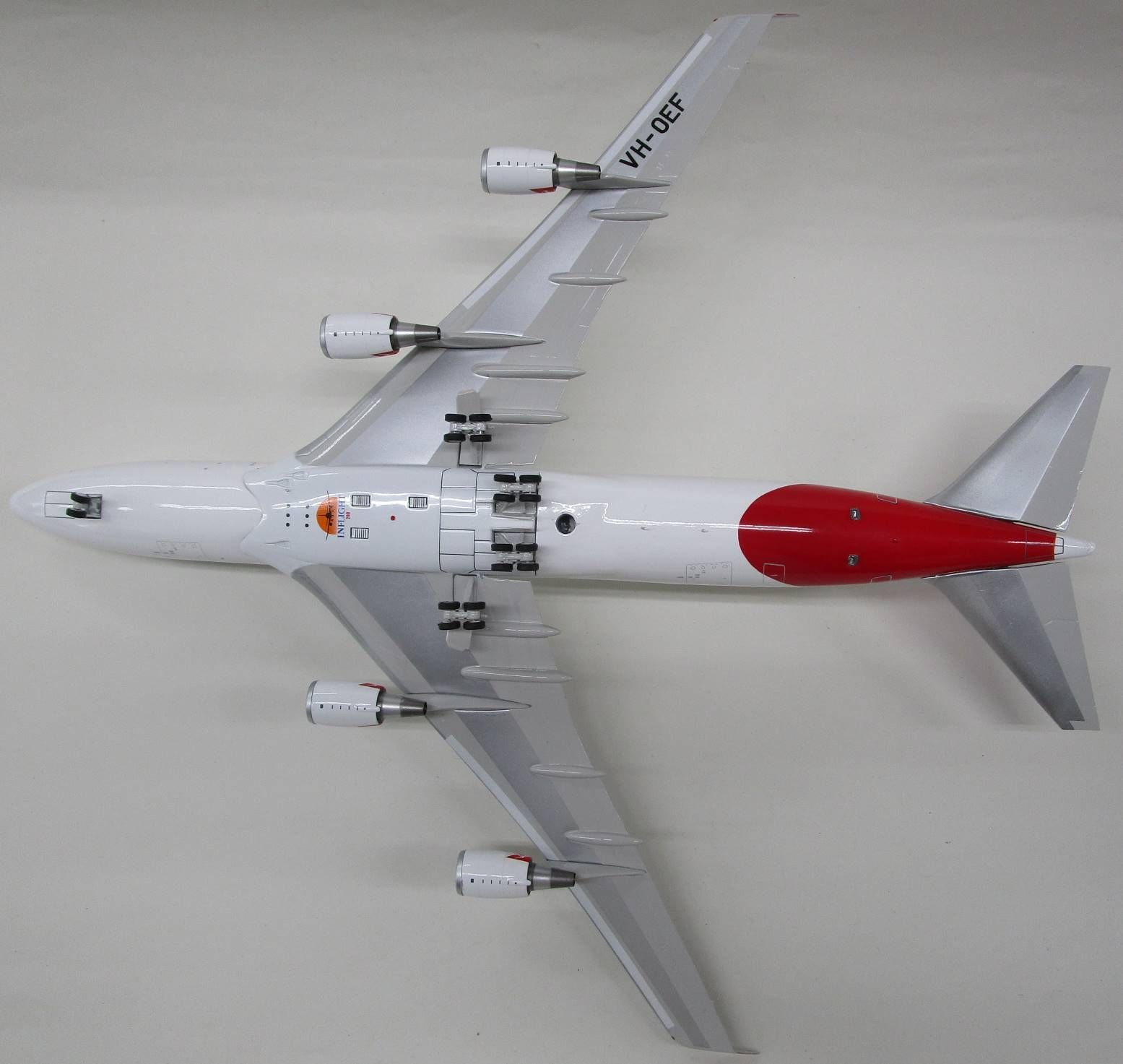 インフライト 1/200 B747 カンタス航空 VH-OEF ワンワールド塗装 [IF744QA0523]【C】krt071607m - メルカリ