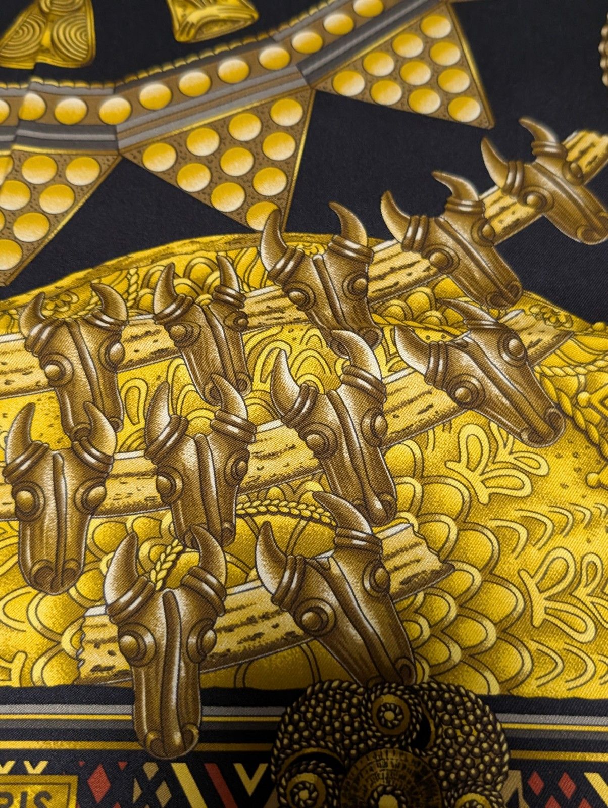 未使用 美品 HERMES カレ 90 L'OR DES CHEFS 首長たちの金 シルク