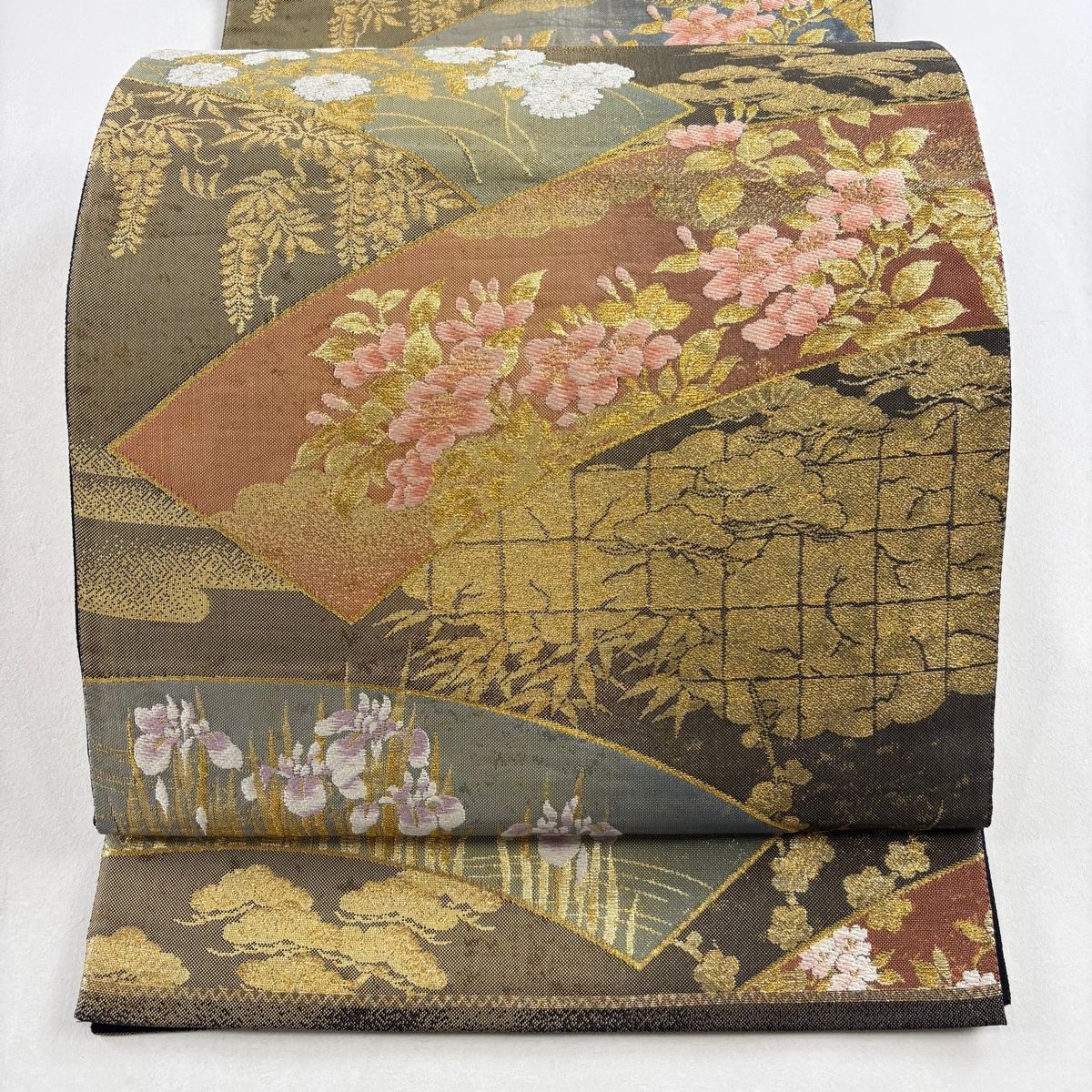 袋帯 美品 名品 じゅらく 落款 草花 松竹梅 金糸 箔 金色 六通