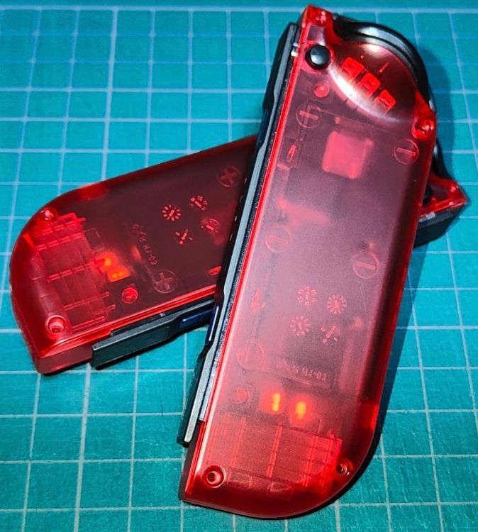 ジョイコンクリアレッド クリアブルー カスタム ニンテンドー スイッチ Amazon.co.jp: 【任天堂純正品】Joy-Con (L) ネオンレッド/ (R