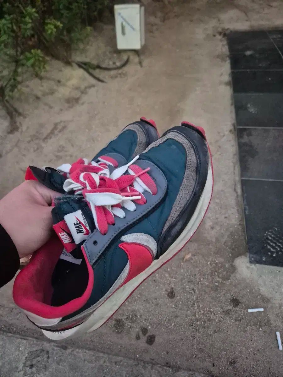 【雷市場（ポンジャン）商品韓国直送】 NIKE(ナイキ) sacai(サカイ) UNDERCOVER(アンダーカバー) レッド