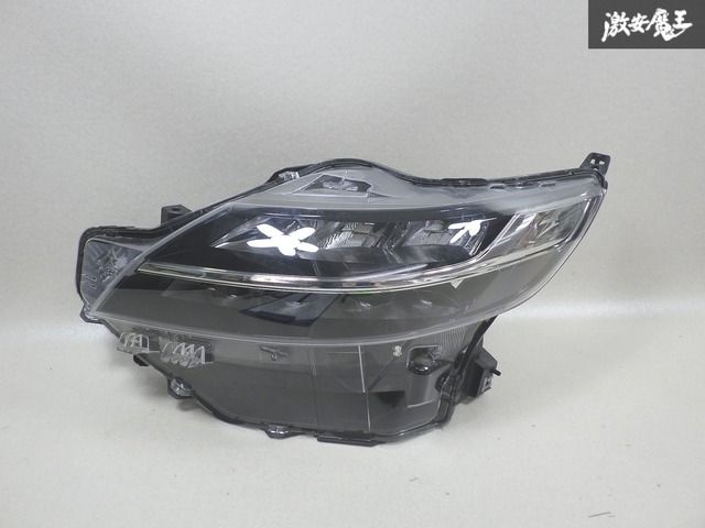 ルークス　ハイウェイスター　B44A　右ライト　LEDコイト　100-23779 ルークス ハイウェイスター B44A 右ライト LEDコイト 100-23779