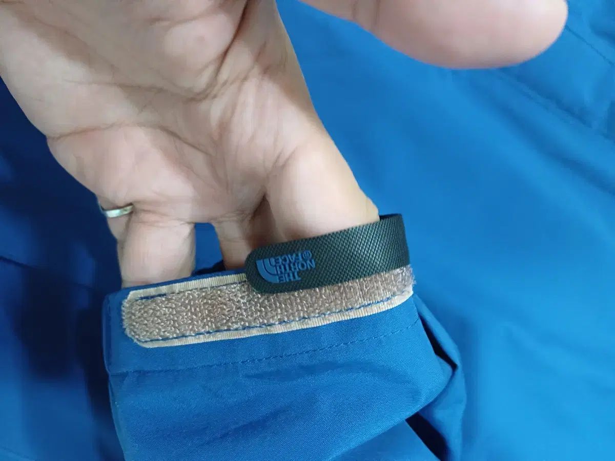 THE NORTH FACE ザ ノース フェイス GORE TEX₍ゴアテックス ウィンドブレーカー ジャケット 100 サイズ