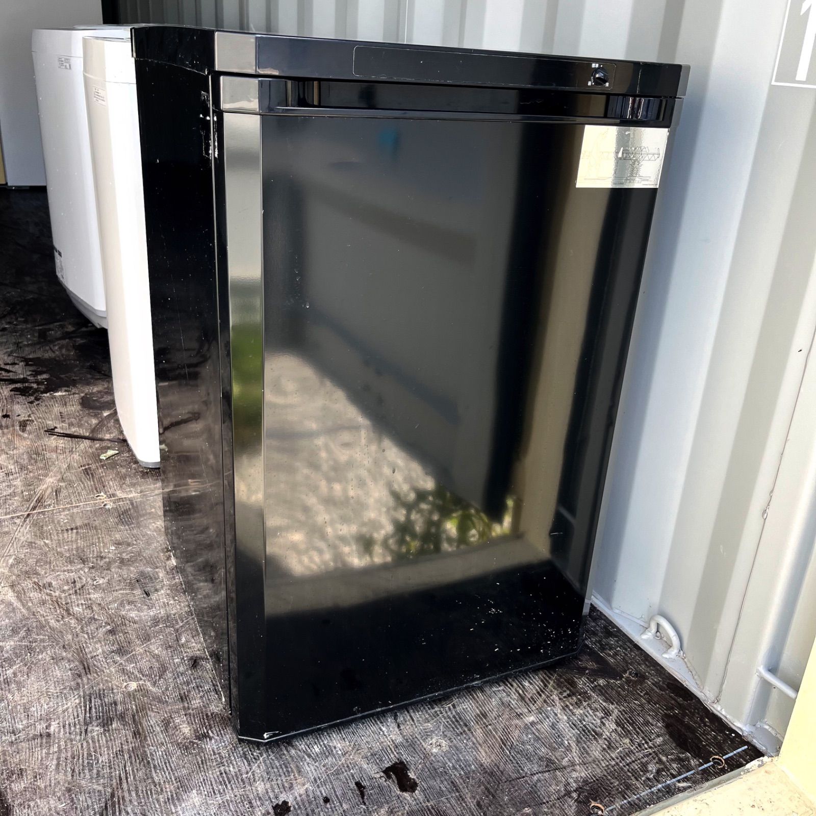 89取付無料 アイリスオーヤマスタイリッシュブラック4段トレー付き冷凍庫 WWW_KANDAIZUMI_COM