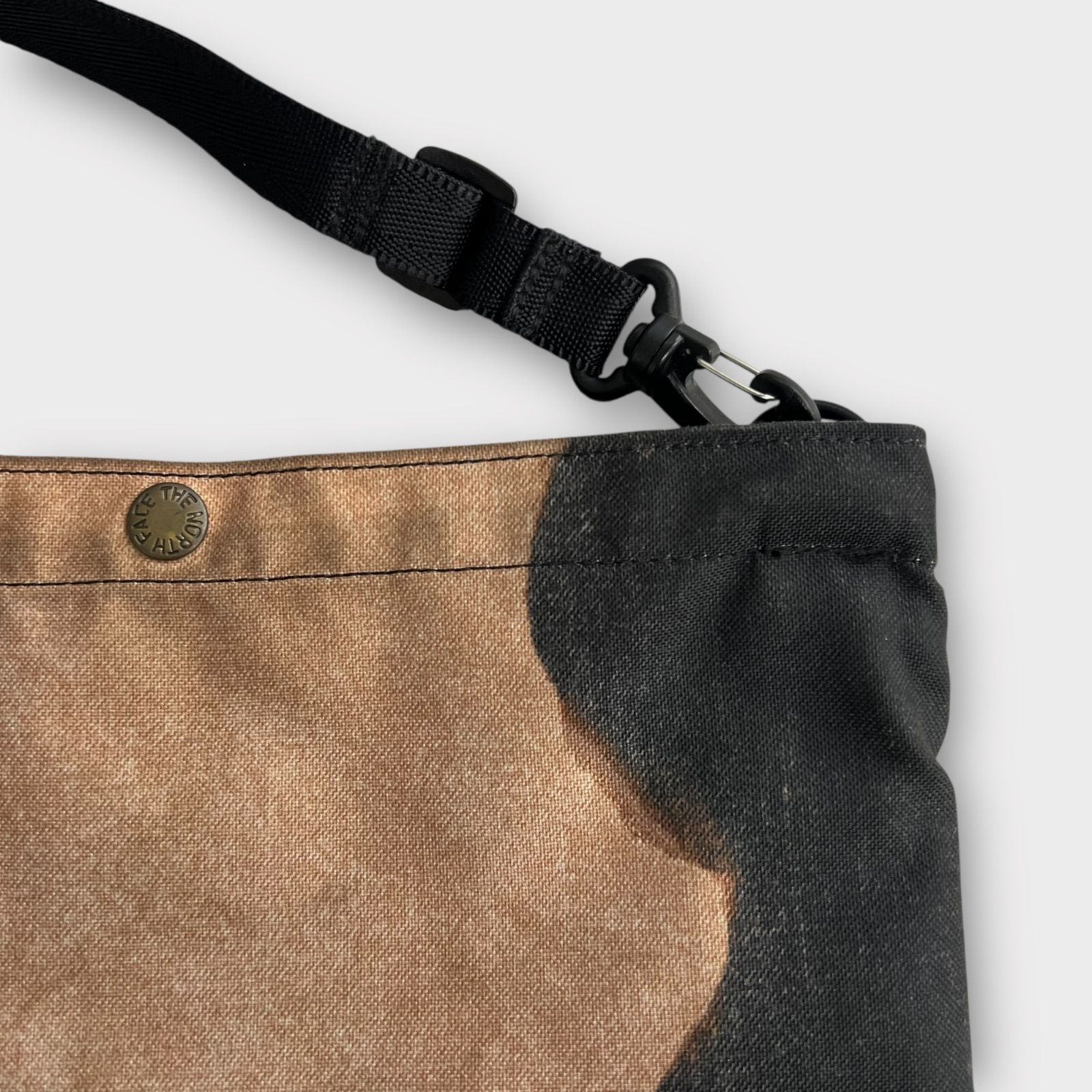 Supreme The North Face Bleached Denim Print Shoulder Bag