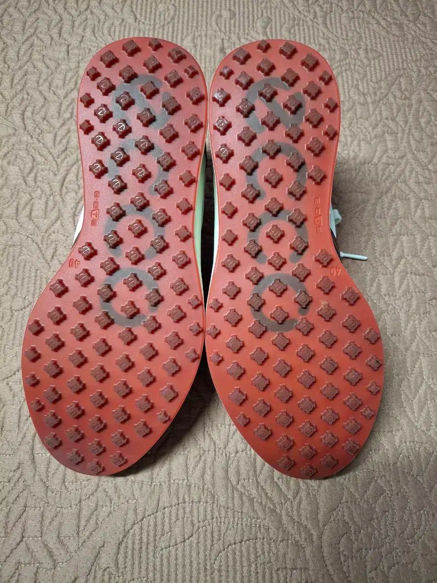 カジュアル ゴルフシューズ