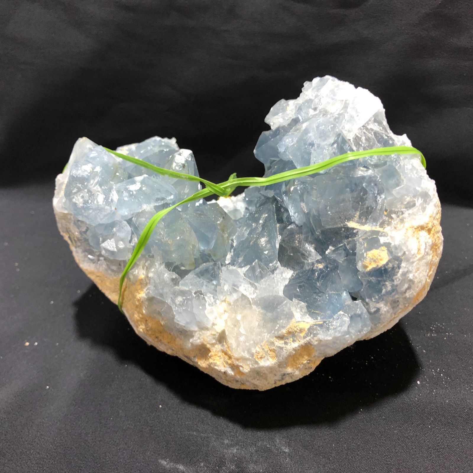 セレスタイト原石 マダガスカル産