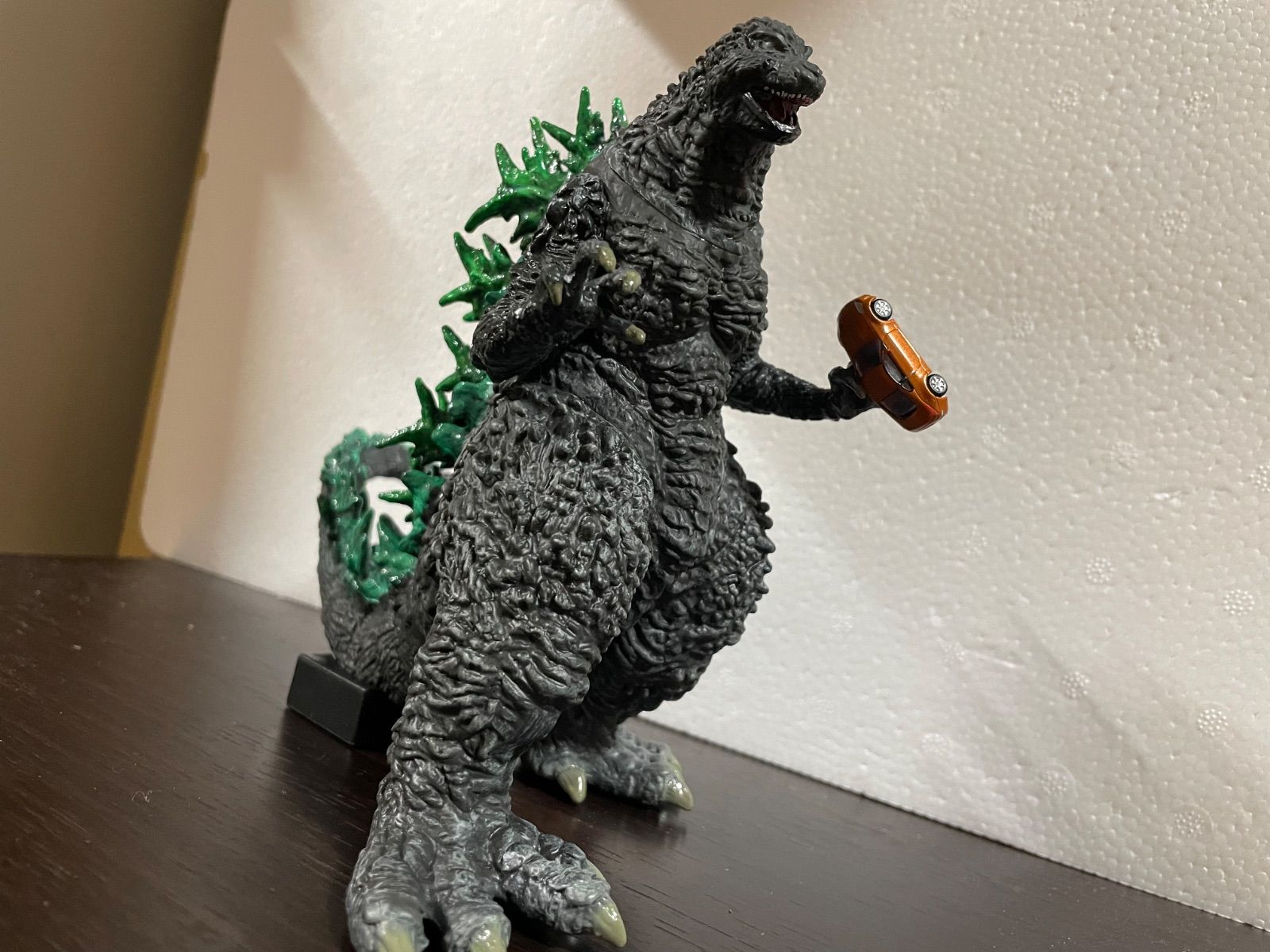 ゴジラリペイントvsエヴァンゲリオンジオラマセット - メルカリ