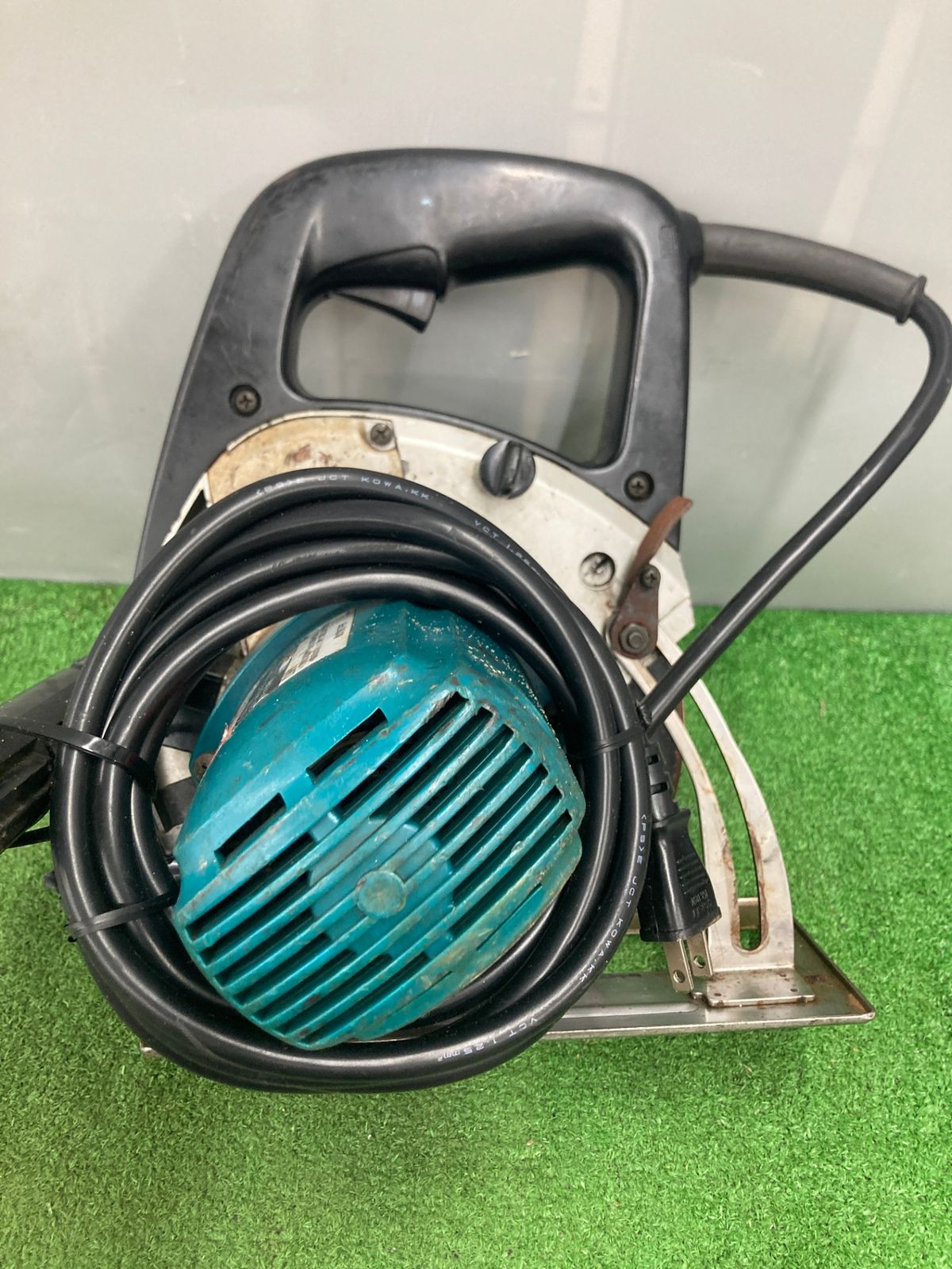 0922 makita