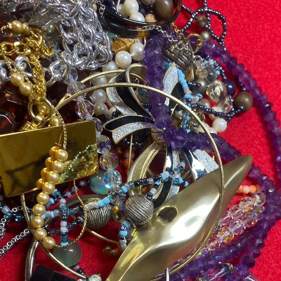 遺品整理 ネックレス ジャンク まとめ アクセサリー
