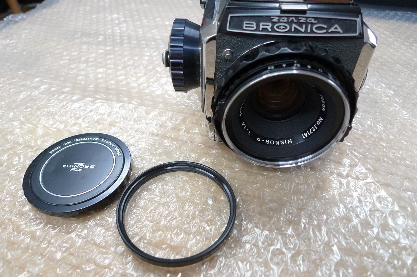Zenza Bronica 中判カメラ NIKKOR-P 75mm Amazon | Zenza Bronica S2 with Nikkor-P 75mm F2.8 ブロニカ