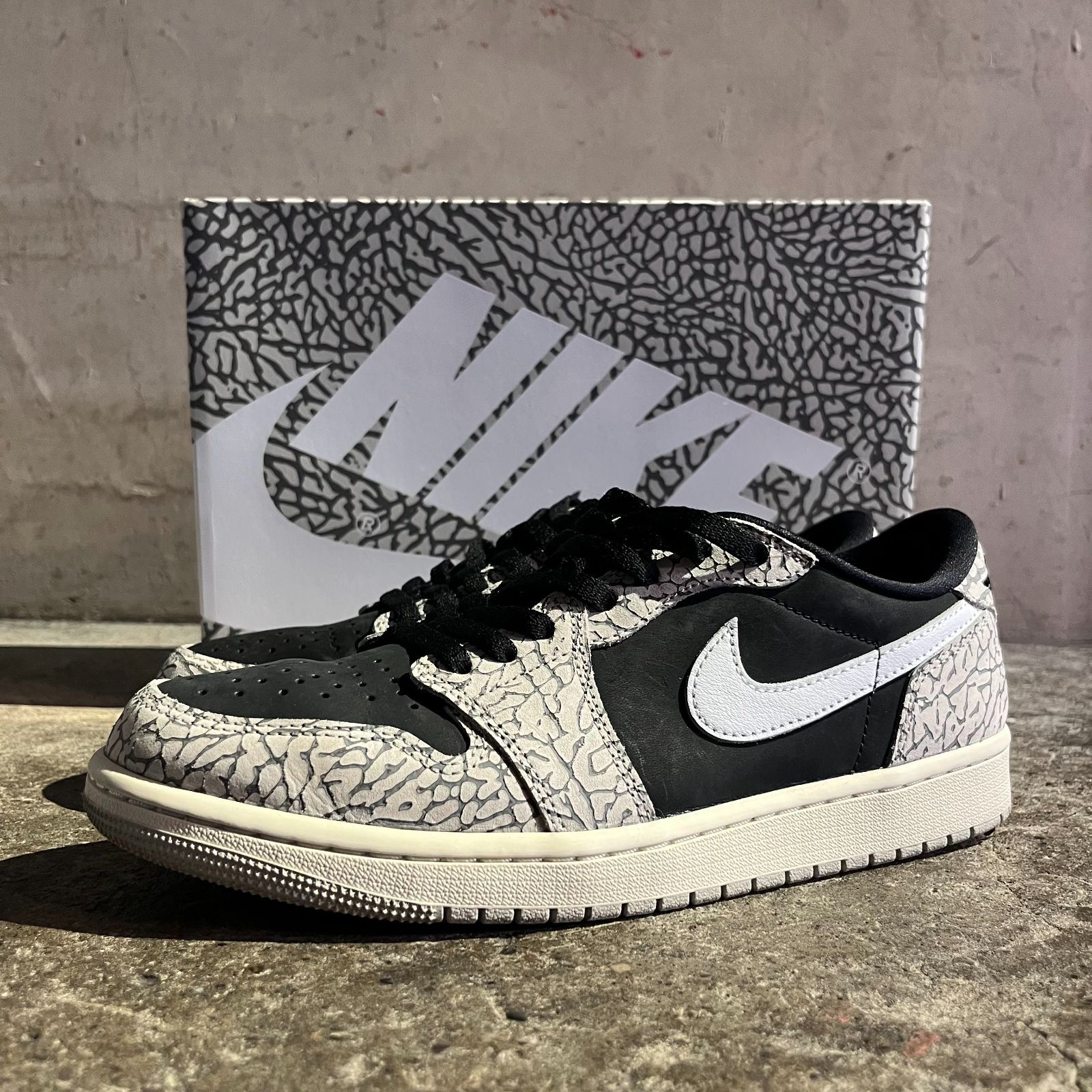 【新品】NIKE AIRJORDAN1 RETRO LOW OGブラックセメント 6/23発売｜Nike Air Jordan 1 Retro Low OG 