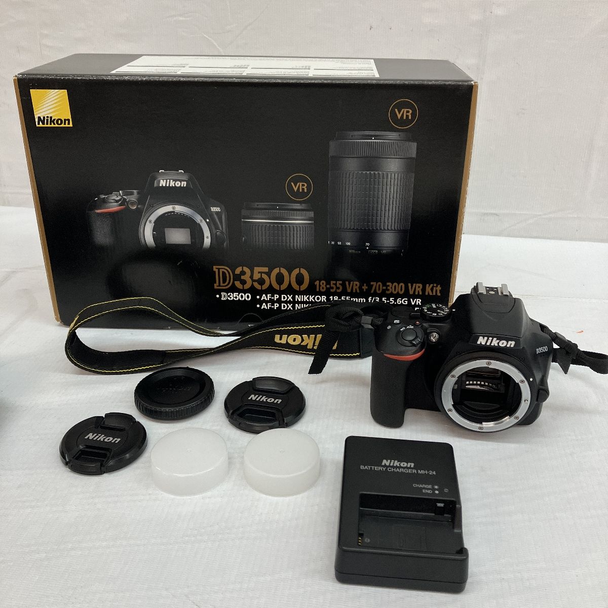 70-300mm F4.5-6.3