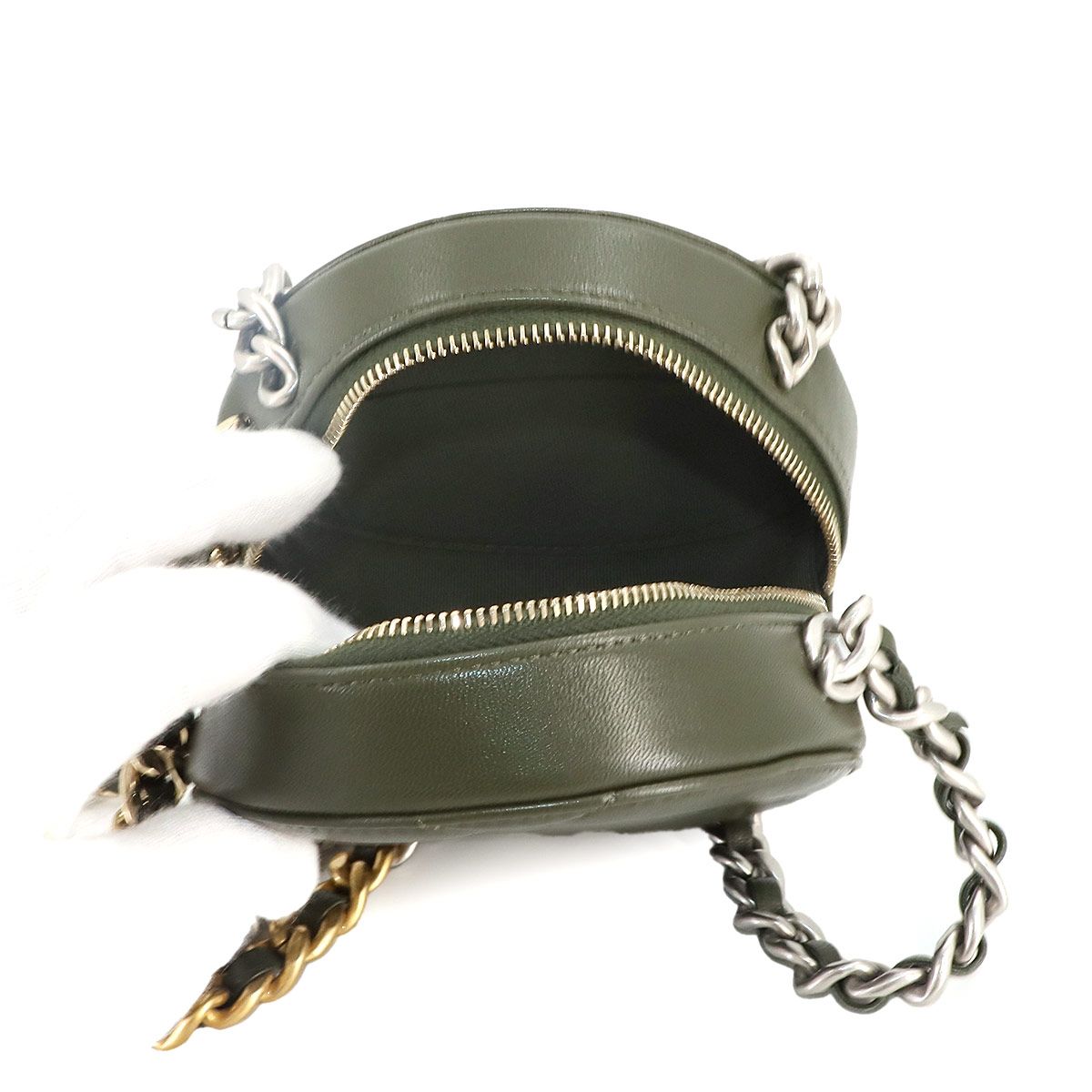 未使用 展示品 シャネル CHANEL 19 ラウンド クラッチ チェーン