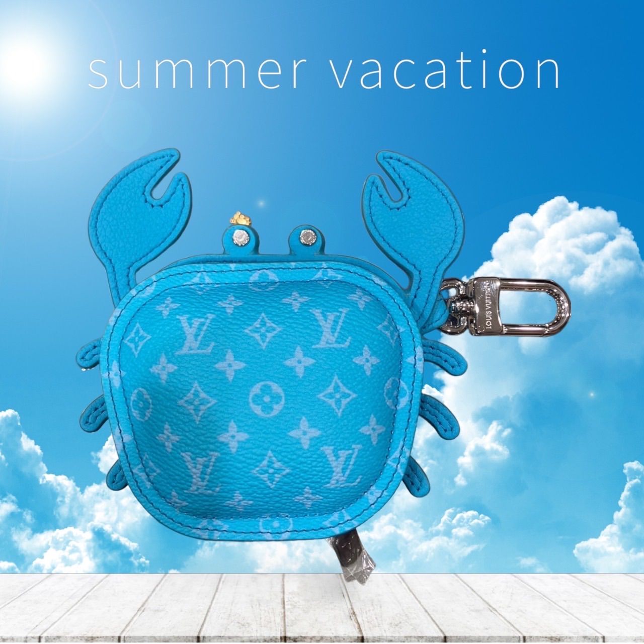 24新作！新品！未使用】バッグチャーム・LV カニモチーフ ブルー 国内