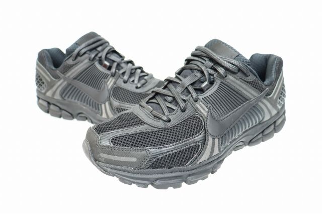 ナイキ NIKE Zoom Vomero 5 Black ズーム ボメロ BV1358-003 28 ブラック ブランド古着ベクトル 中古 241228