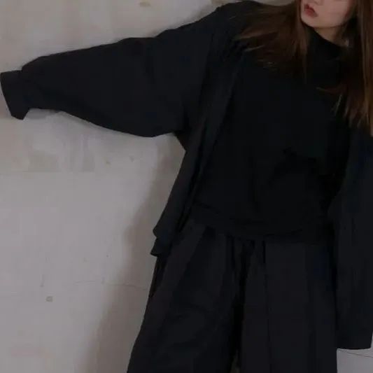 JtR】新品☆未使用 ワイドシルエット ボリュームスリーブシャツ 黒服