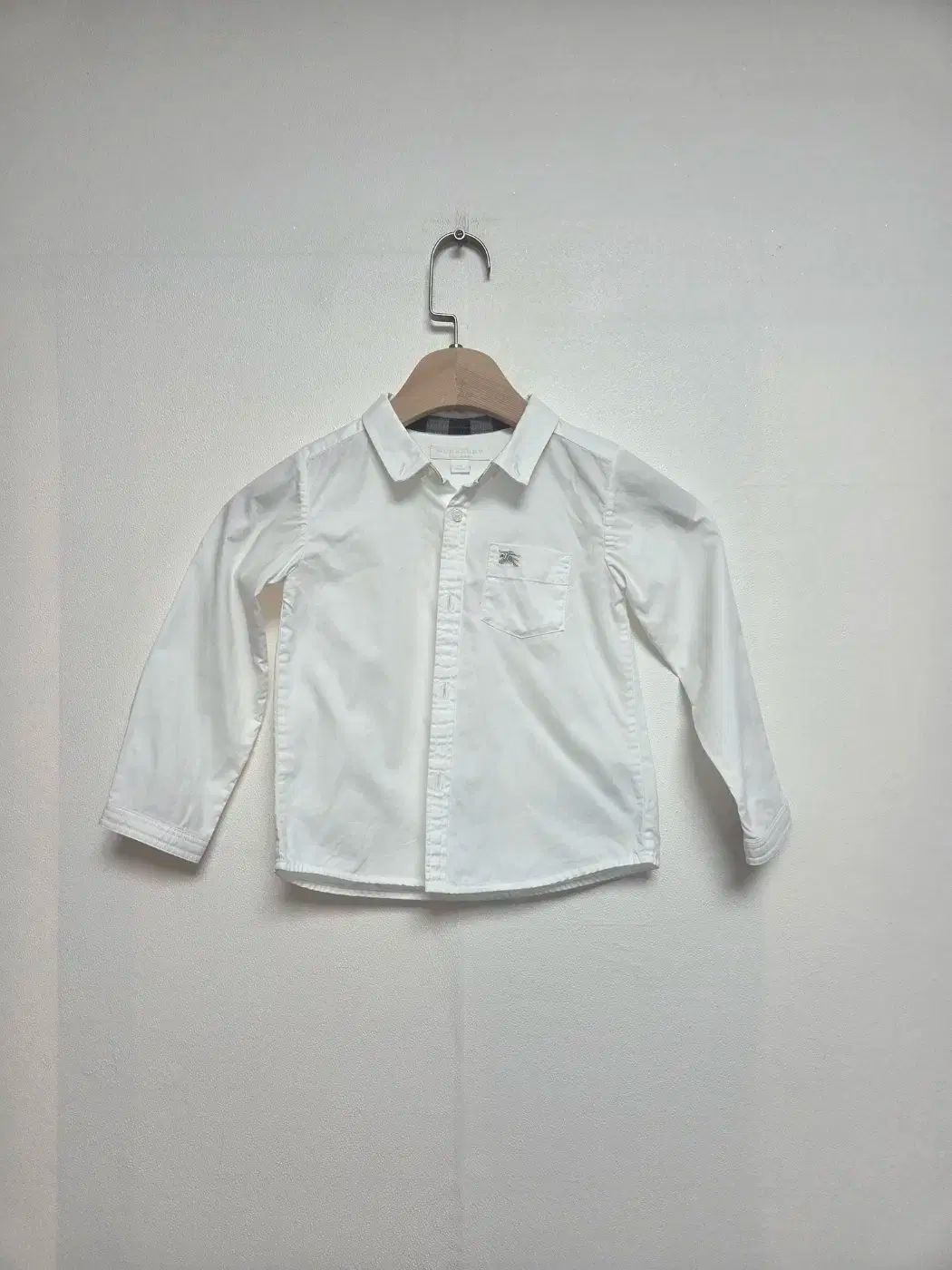 BURBERRY バーバリー 子供 刺繡 ポイント ロングスリーブ シャツ ホワイト 3Y