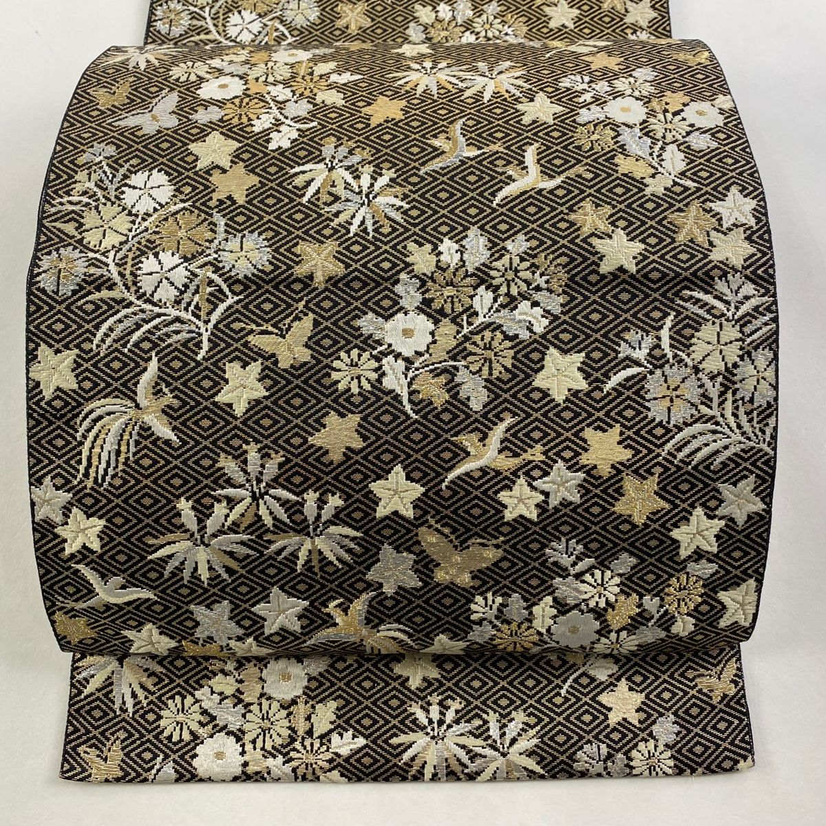 名古屋帯 秀品 花喰い鳥 草花 唐織 箔 ピンク 正絹 中古 名古屋帯 美