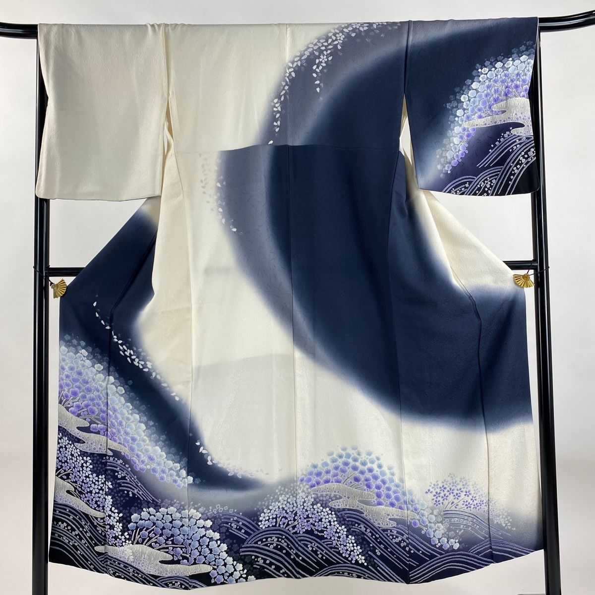 訪問着 身丈151cm 裄丈66cm M 袷 枝梅 桜 絞り 染め分け 紺色 正絹 秀品