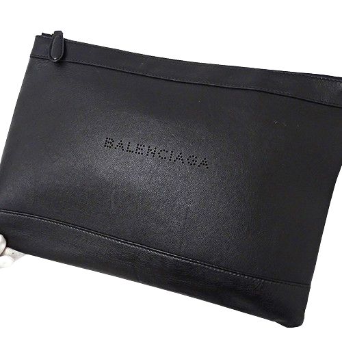 バレンシアガ BALENCIAGA バッグ レディース メンズ ブランド クラッチバッグ セカンドバッグ ネイビークリップ M レザー ブラック  420407 黒 ロゴ コンパクト おしゃれ 【中古】 - メルカリ