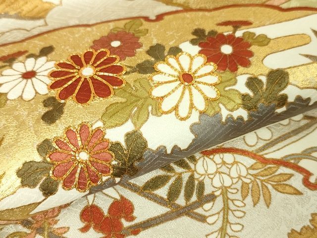 平和屋本店●極上　皇室献上作家　藤井寛　訪問着　駒刺繍　雪芝吉祥花文　鳥の子色地　金彩　逸品　DZAA2207kh4 平和屋本店○極上 皇室献上作家 藤井寛 訪問着 駒刺繍 雪芝吉祥花文