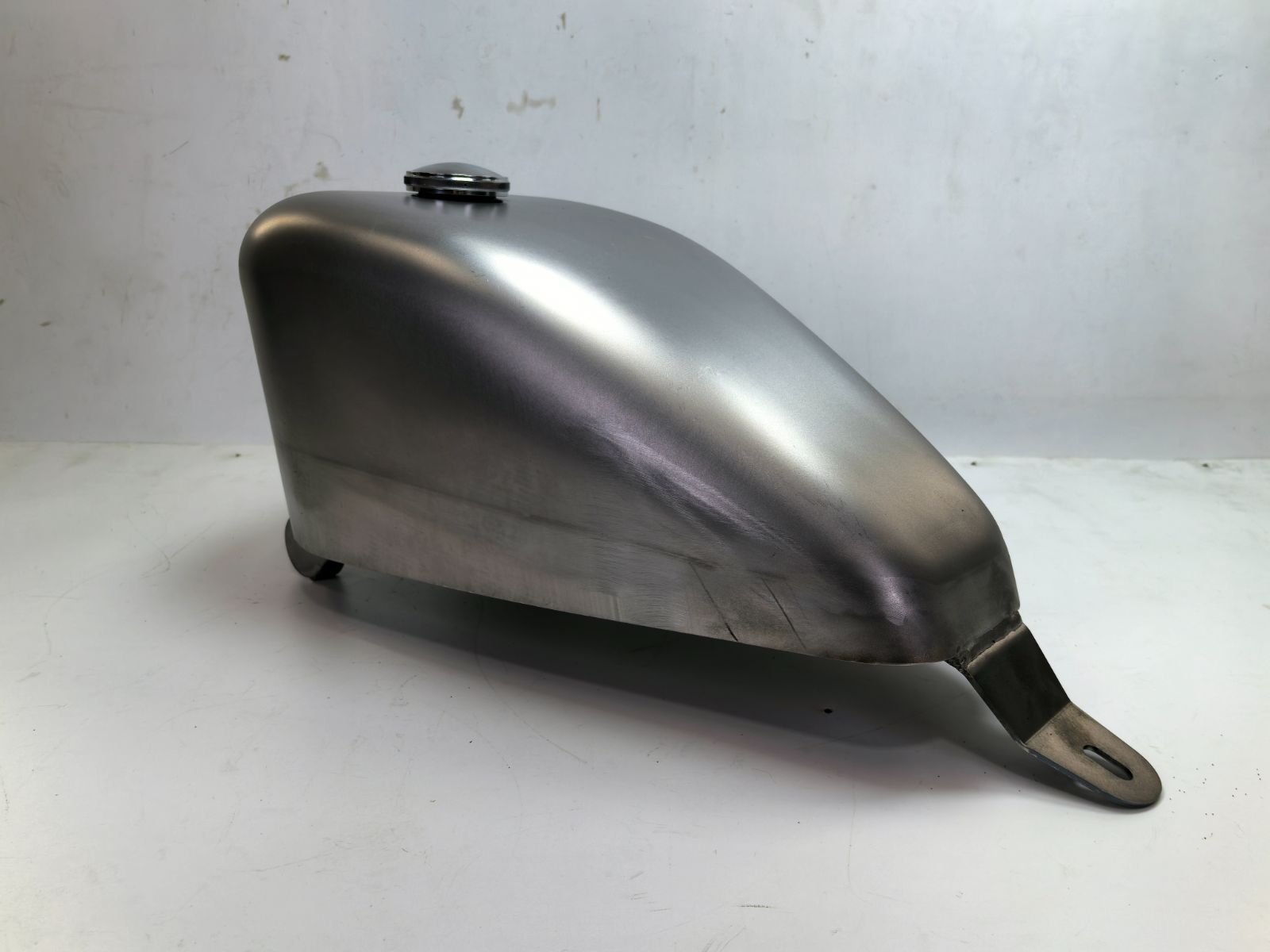 ホンダ シャドウ400(shadow) スペシャルエディション 純正タンク 新品 ホンダ シャドウ400(shadow) スペシャルエディション 純正タンク