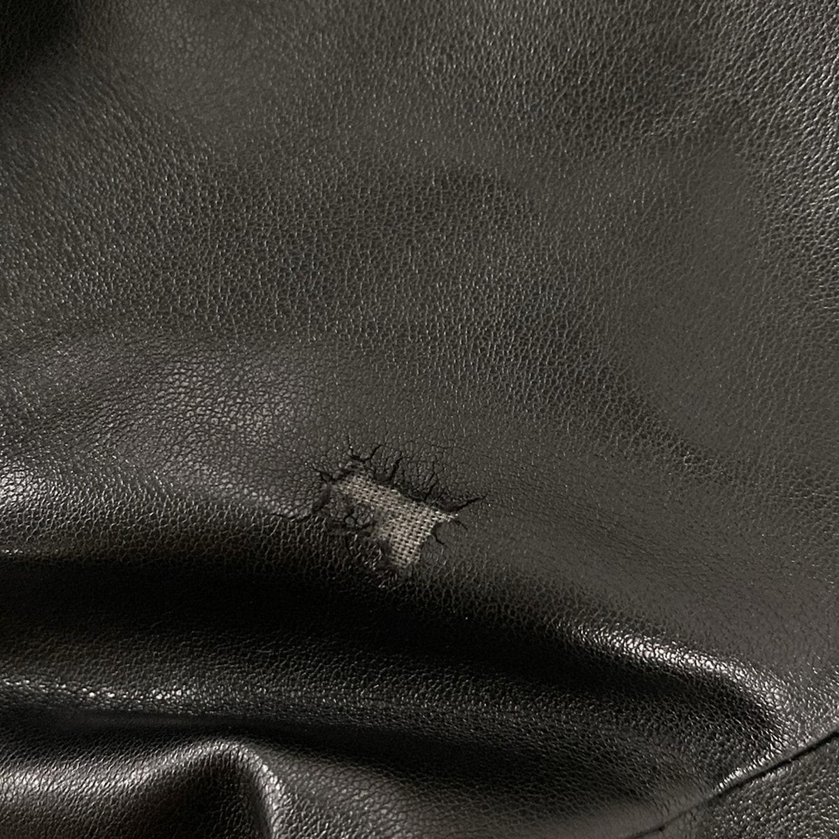 黒×アイボリー